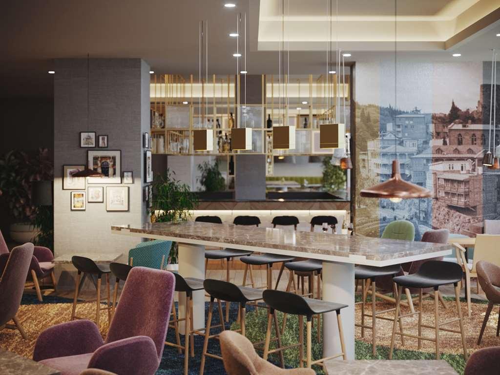 Hilton Garden Inn Tbilisi Riverview 餐厅 照片