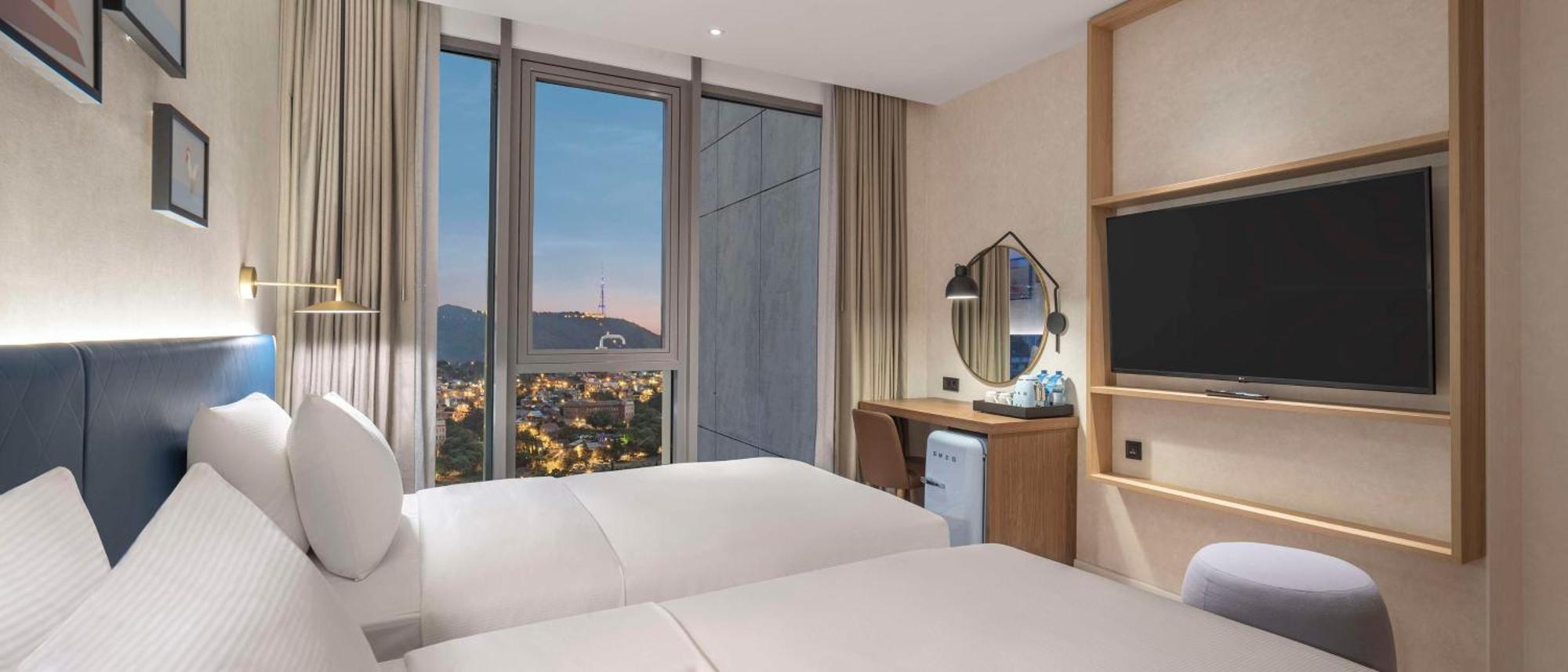 Hilton Garden Inn Tbilisi Riverview 外观 照片