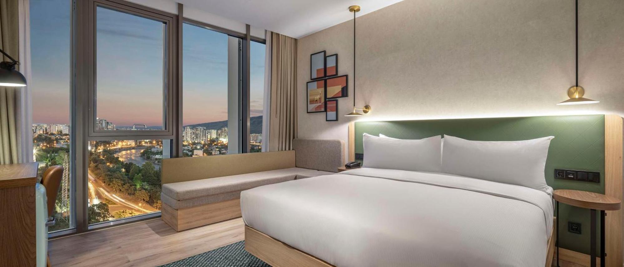 Hilton Garden Inn Tbilisi Riverview 外观 照片