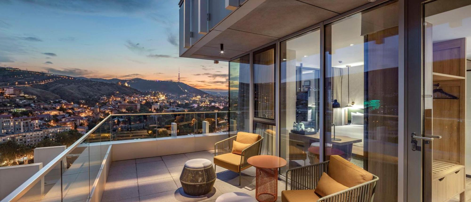 Hilton Garden Inn Tbilisi Riverview 外观 照片