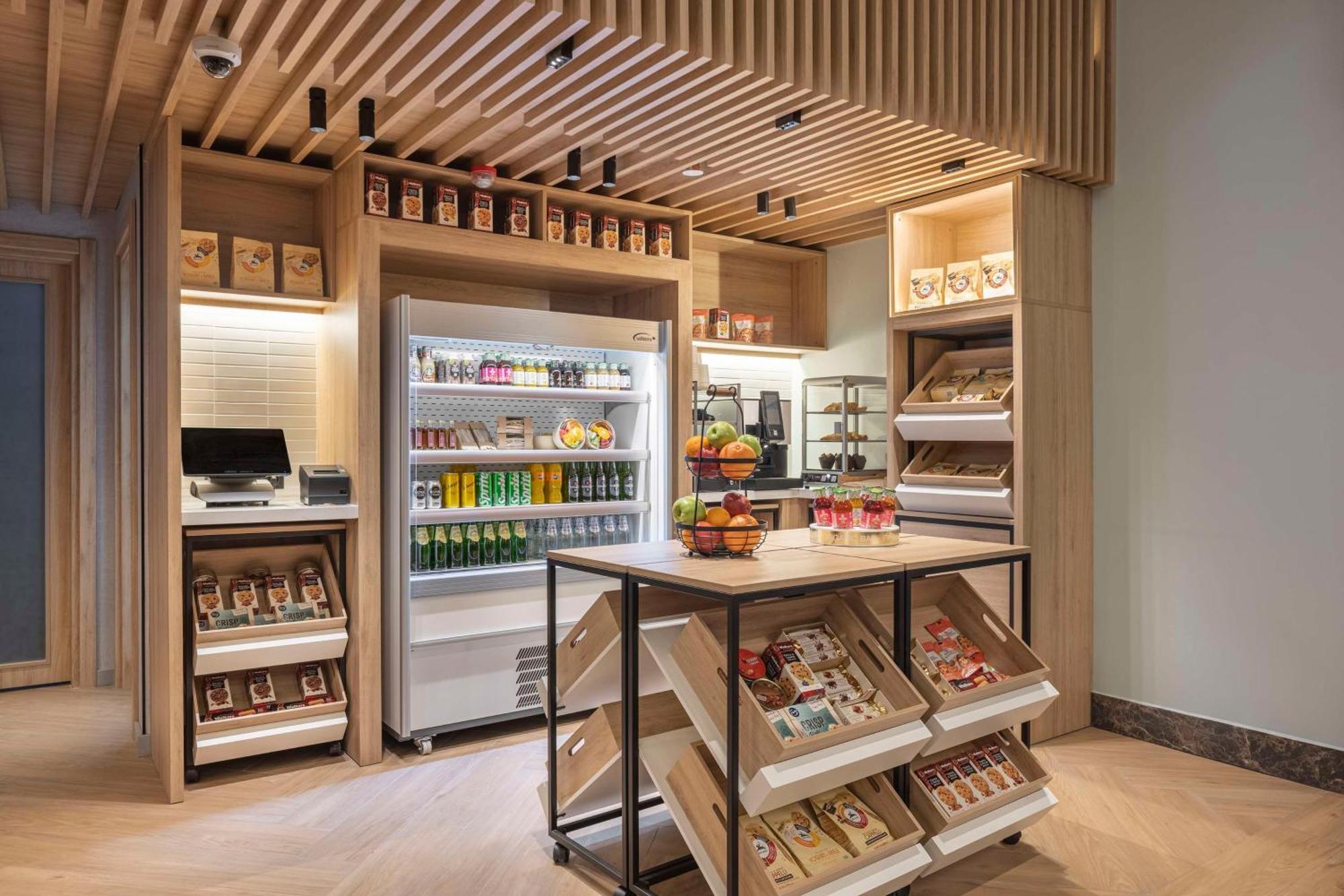 Hilton Garden Inn Tbilisi Riverview 外观 照片