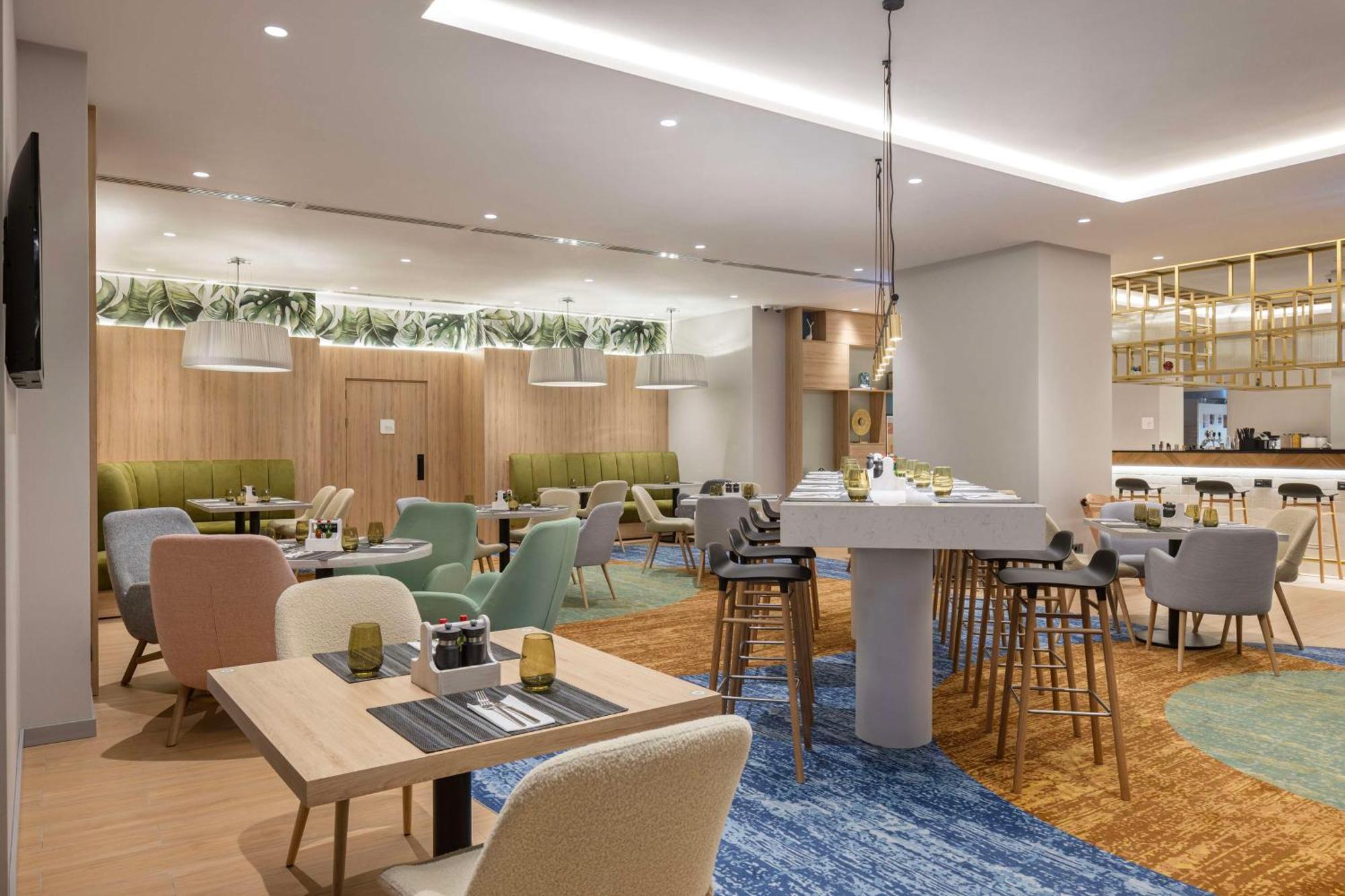 Hilton Garden Inn Tbilisi Riverview 外观 照片