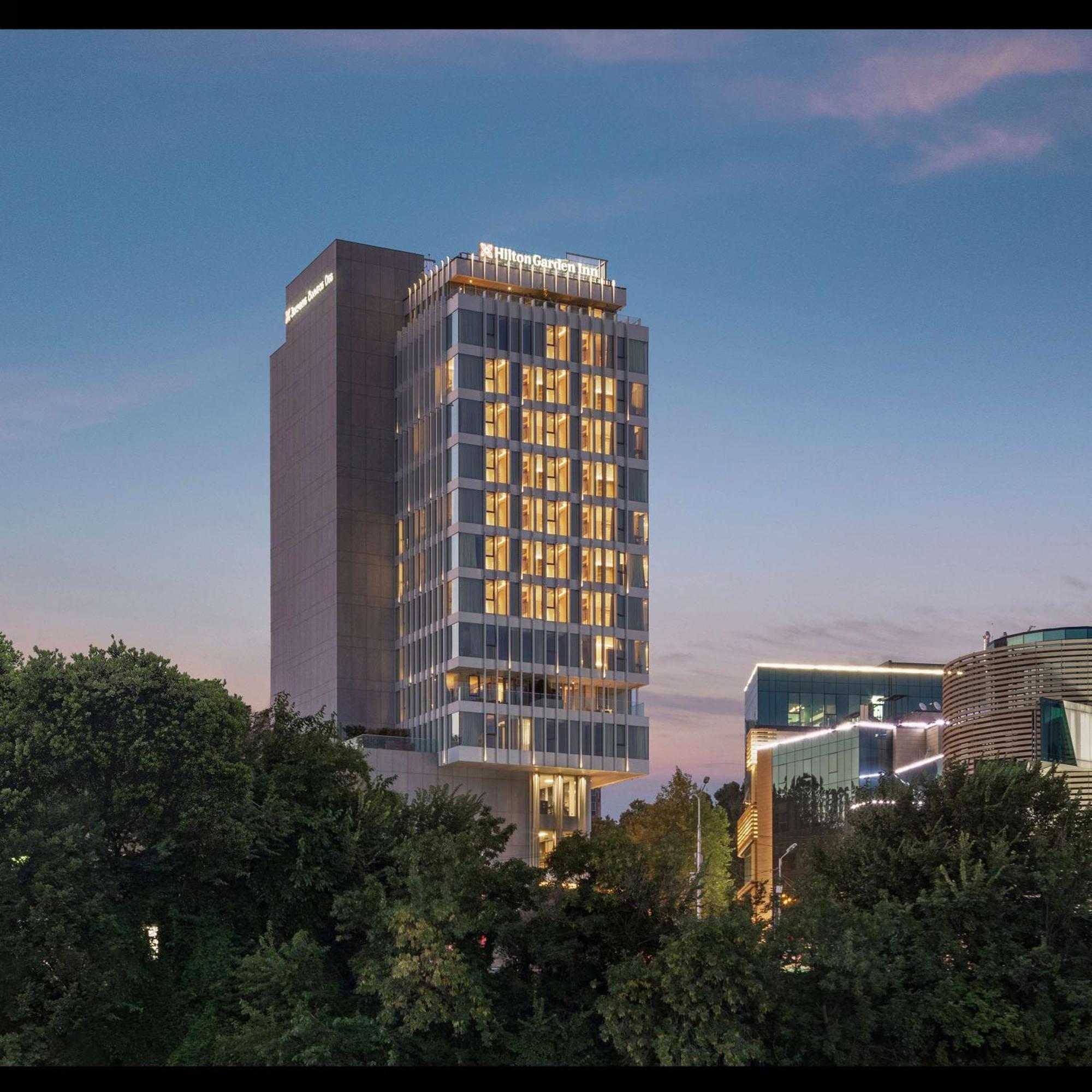 Hilton Garden Inn Tbilisi Riverview 外观 照片