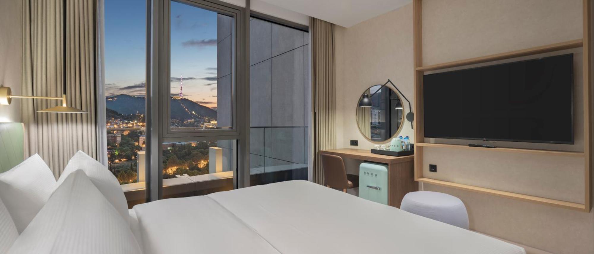 Hilton Garden Inn Tbilisi Riverview 外观 照片