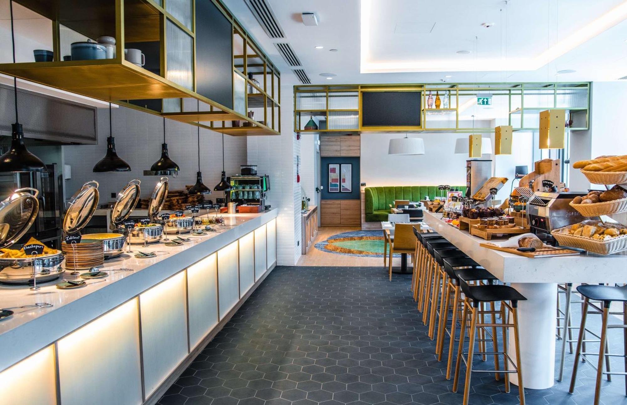 Hilton Garden Inn Tbilisi Riverview 外观 照片
